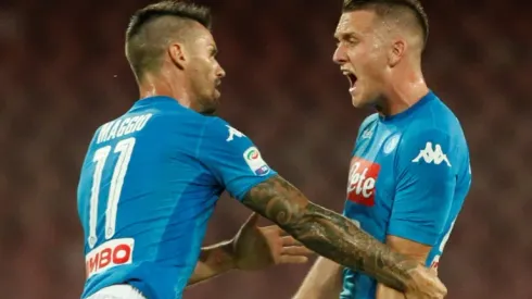 Zielinski screamer as Mertens-inspired Napoli win again