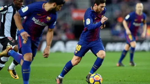 Messi marks new milestone in Barcelona victory as Coutinho waits