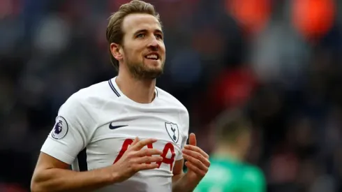 Kane says Spurs need trophies to keep him happy