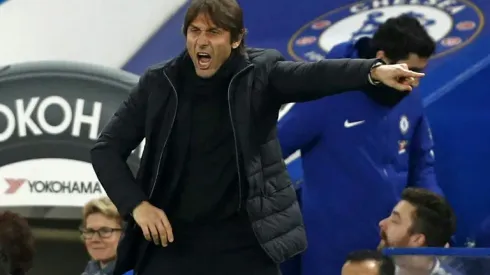 Conte frustrated as 10-man Leicester hold Chelsea