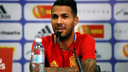 Spain midfielder Jonathan Viera heads to China