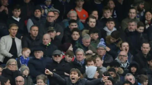 Conte, Mourinho play down war of words ahead of clash