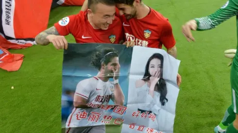 Pato in public bid to woo 'most beautiful' Chinese actress