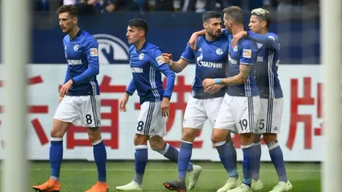 Schalke beat Freiburg to delay Bayern title party