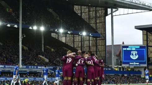 Man City one win from title, Salah sinks Palace