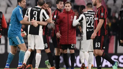 Juventus pull clear as Napoli's title dreams hit