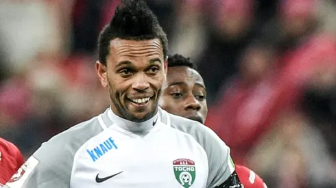 Spartak get stadium ban for racism, Zenit fined $1,600