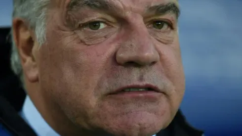 Everton boss Allardyce plans for future despite fan unrest