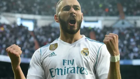 Benzema double strike sends Real into Champions League final