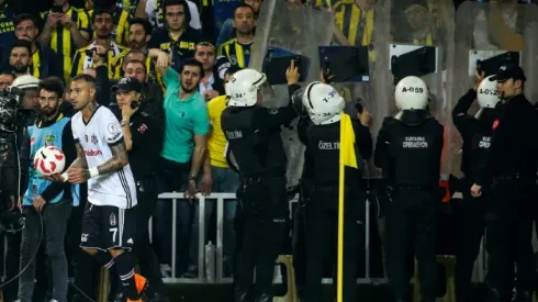 Turkey rejects Besiktas appeal on abandoned Istanbul derby