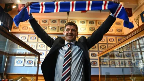 Steven Gerrard unveiled as new Rangers boss
