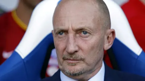 Holloway leaves QPR amid reports of McClaren move