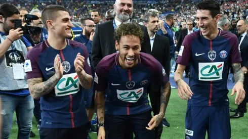Neymar makes PSG return — as spectator