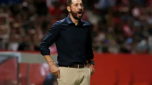 Sevilla appoint Machin as coach as Girona linked with Arteta