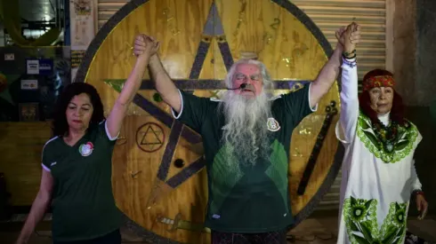 Mexico's 'Grand Warlock' casts World Cup spell to help team