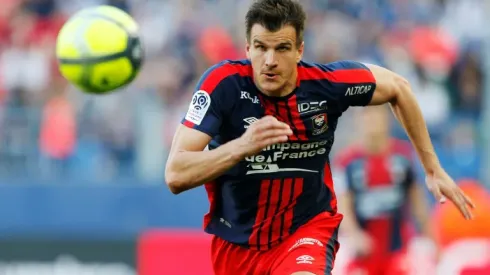 Poland's key defender Glik in doubt against Mane's Senegal