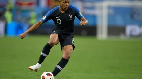 France and Croatia seek World Cup glory