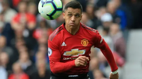 Man Utd kick-off delayed by late arrival of team bus