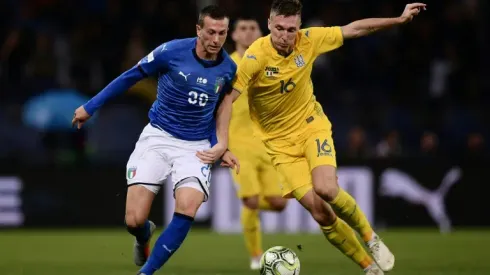 Italy draw as Genoa bridge victims remembered on emotional night for Mancini