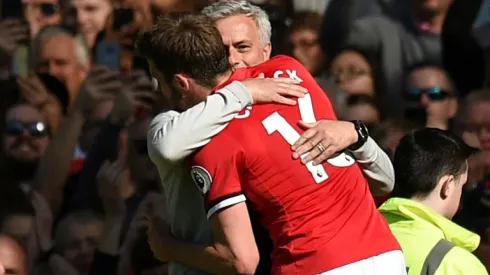 Carrick hails Mourinho as managerial 'great' alongside Ferguson