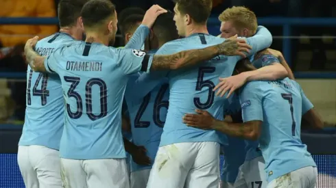 Silvas star as City cruise past Shakhtar