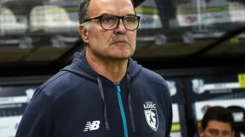 Bielsa's Leeds down Ipswich to go top