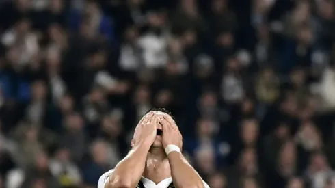 Ronaldo frustated as Juve 'gift' United victory