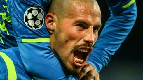 Napoli skipper Hamsik close to China move