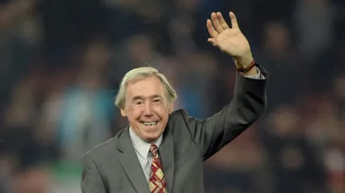 England World Cup-winning goalkeeper Gordon Banks dies