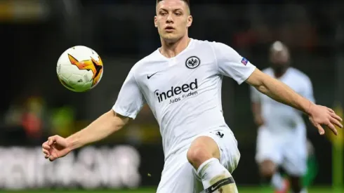 Surging Frankfurt beat Nuremberg to extend unbeaten run
