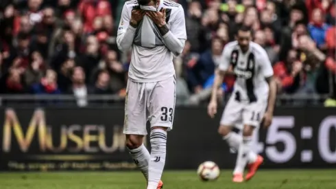 Juventus crash to first Serie A defeat, Napoli suffer Ospina scare