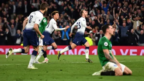 Eriksen late show keeps Spurs on course for top four finish