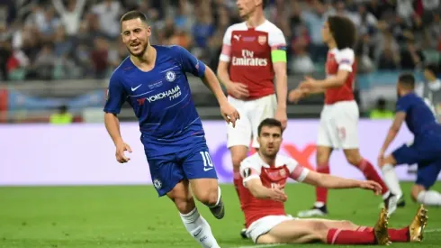 Hazard scores twice as Chelsea sweep aside Arsenal in Europa League final