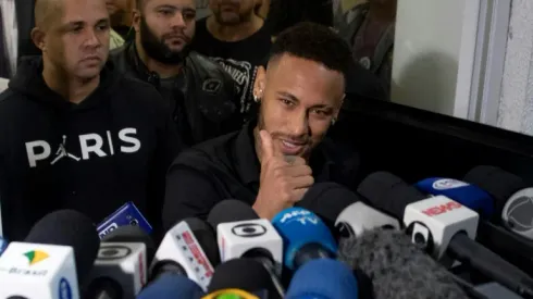 Brazil's Neymar in trouble over intimate pics of woman accusing him of rape