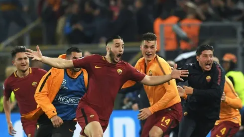Manolas completes move to Napoli from rivals Roma