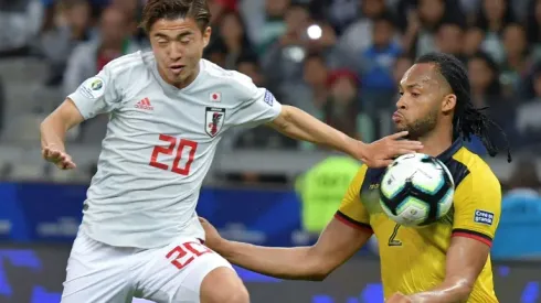 Barcelona complete signing of rising Japan star Abe