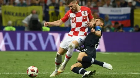 Frankfurt's Rebic joins AC Milan in switch with Silva