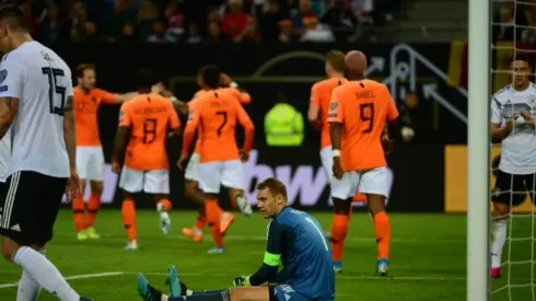 Dutch delight as De Jong and Wijnaldum sink Germany