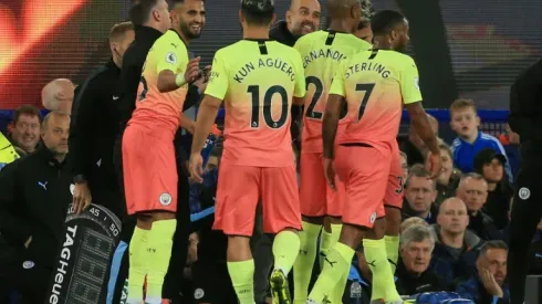 Man City keep nerve to see off tough Everton challenge