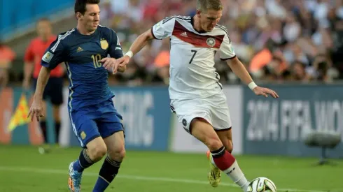 Schweinsteiger announces retirement, could join Germany set-up
