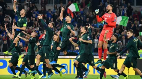 Italy beat Greece to qualify for Euro 2020