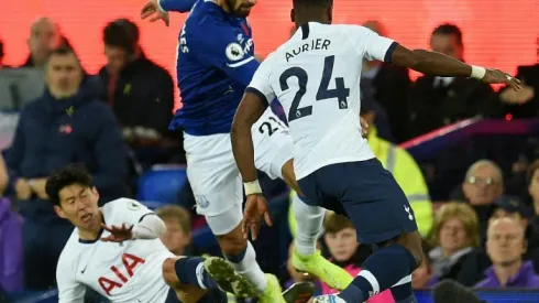 Everton's Gomes expected to make full recovery after ankle surgery