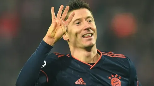 Lewandowski makes history with four goals in 15 minutes