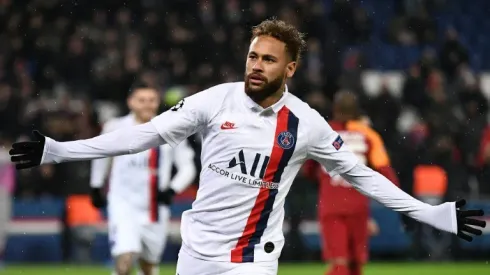 Neymar makes impression as PSG crush Galatasaray