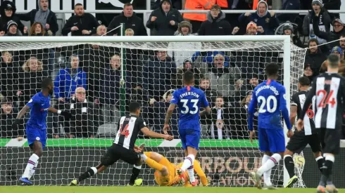 Chelsea rocked as Hayden's late strike lifts Newcastle
