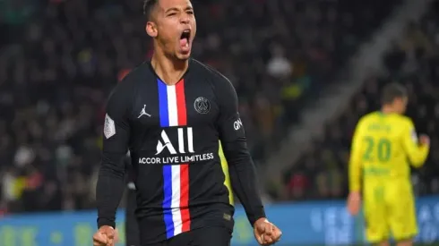 PSG move 15 points clear with tight Nantes win