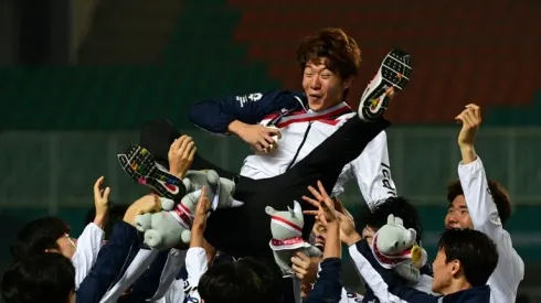 Bordeaux's bargain Hwang Ui-jo takes on PSG's stars