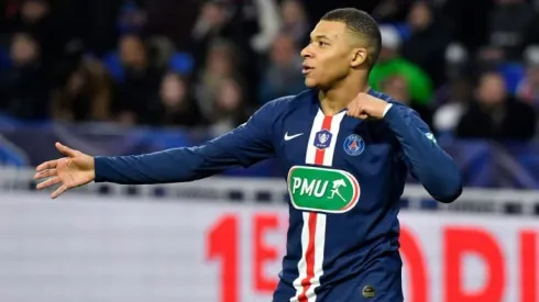 Mbappe gives timely reminder of stunning talent as doubts about PSG future re-emerge