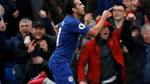 Chelsea crush Everton to cement top four place