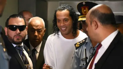 Ronaldinho lawyers push for footballer's release over fake passport scandal